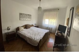 013 2034 04 Spinut comfortable two bedroom apartment for rent