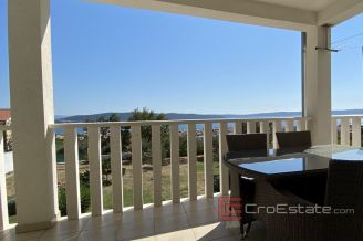 0015 2034 11 Kastela house with pool and sea view for sale