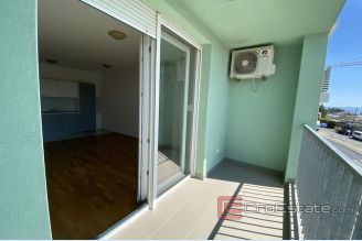 0001 2034 10 Split Kila two bedroom apartment for longer rent