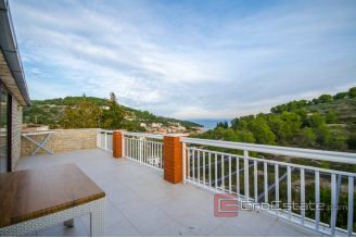 013 5040 30 island solta apartment house for sale1