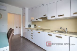 013 5040 30 island solta apartment house for sale1