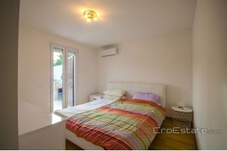 013 5040 30 island solta apartment house for sale1