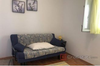 019 2030 06 near rogoznica family house for sale