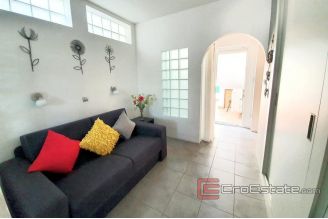 016 2018 168 island brac comfortable apartment for sale