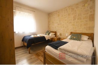 017 near zadar stone villa with pool for sale