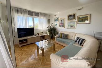 020 2034 15 split house with sea view and pool for sale