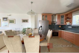 020 2034 15 split house with sea view and pool for sale