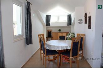 020 2030 07 near rogoznica apartment house with sea view for sale