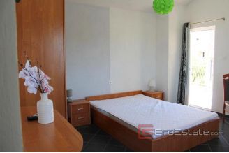 020 2030 07 near rogoznica apartment house with sea view for sale