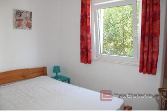 020 2030 07 near rogoznica apartment house with sea view for sale