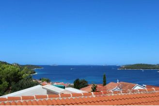 020 2030 07 near rogoznica apartment house with sea view for sale