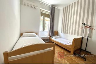 011 2034 16 split spinut two bedroom apartment for rent