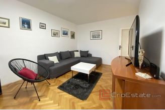 001 2034 17 split spinut two bedroom apartment for rent