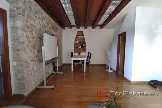 006 2024 124 Split centar office space in attractive location for rent