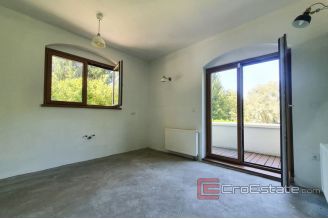 012 5041 30 Karlovac family house by the river for sale