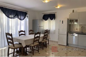 013 2033 12 Ciovo apartment house with sea view for sale