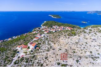 04 2013 119 Primosten building land for sale