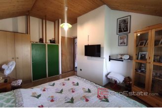 012 2024 126 Split three bedroom apartment with terrace for sale