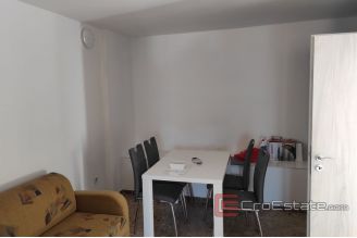 011 2114 07 Zadar semi detached house with sea view for sale