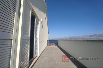 016 2024 125 Brac new building with 7 apartment for sale