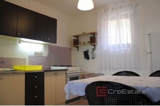 009 2029 15 Marina house for renovation for sale