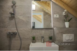 007 2024 127 split center renovated stone house for_sale