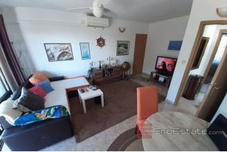 013 2016 471 Peljesac apartment house for sale