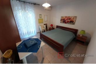 013 2016 471 Peljesac apartment house for sale