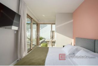 018 2018 169 Rogoznica newly built house with sea view for sale