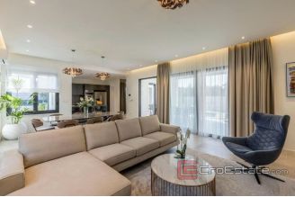 017 2025 86 Split area Kastela luxury newly built house with pool for sale