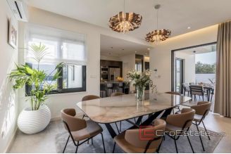 017 2025 86 Split area Kastela luxury newly built house with pool for sale