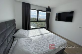 014 2035 01 Ciovo modern newly built villa with pool for sale