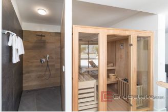 014 2035 01 Ciovo modern newly built villa with pool for sale