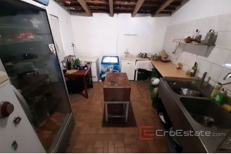 011 2016 462a Peljesac restaurant in first row to the sea for sale