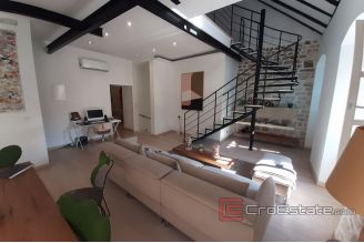 007 2016 472 Split centar apartment in center of town for rent