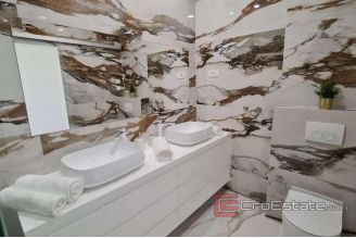 011 2025 88 Rogoznica _Luxury villa with spectacular sea view for sale1