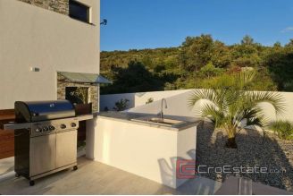 011 2025 88 Rogoznica _Luxury villa with spectacular sea view for sale1