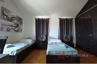 019 2024 128 Ciovo villa with pool and sea view for sale