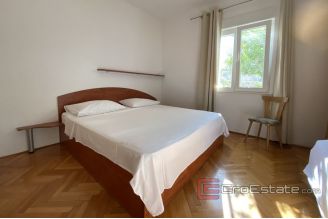 017 2034 20 Trogir house with yard near center for sale