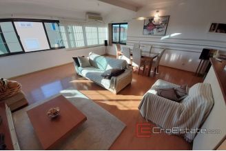 0008 2016 474 Kastela two bedroom apartment with sea view for sale