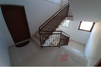 0008 2016 474 Kastela two bedroom apartment with sea view for sale