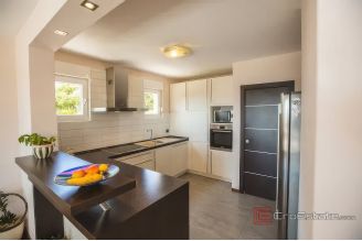 015 2029 17 Split area Villa with pool and for sale