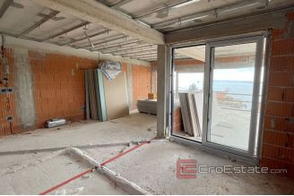 008 2035 06 Ciovo Apartments in new building with sea view for sale