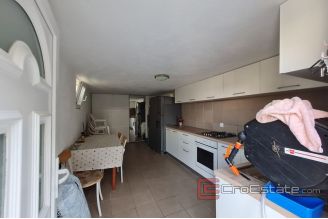 020 2025 91 Trogir Decorated spacious house with sea view for sale