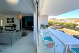 020 2034 21 ciovo luxury apartmet with pool for sale