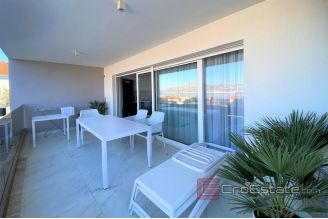 020 2034 21 ciovo luxury apartmet with pool for sale