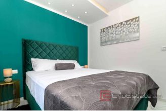 020 2034 21 ciovo luxury apartmet with pool for sale