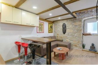 009 2034 24 Split center two bedroom modern apartment for sale