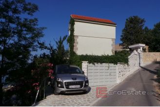 020 3164 30 Zadar house first row to the sea for sale