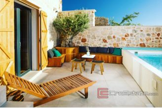016 5056 30 Hvar stone villa with pool for sale